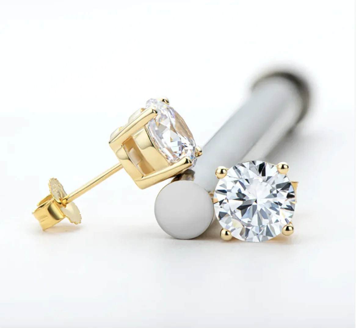 18K Gold Moissanite Stud Earrings